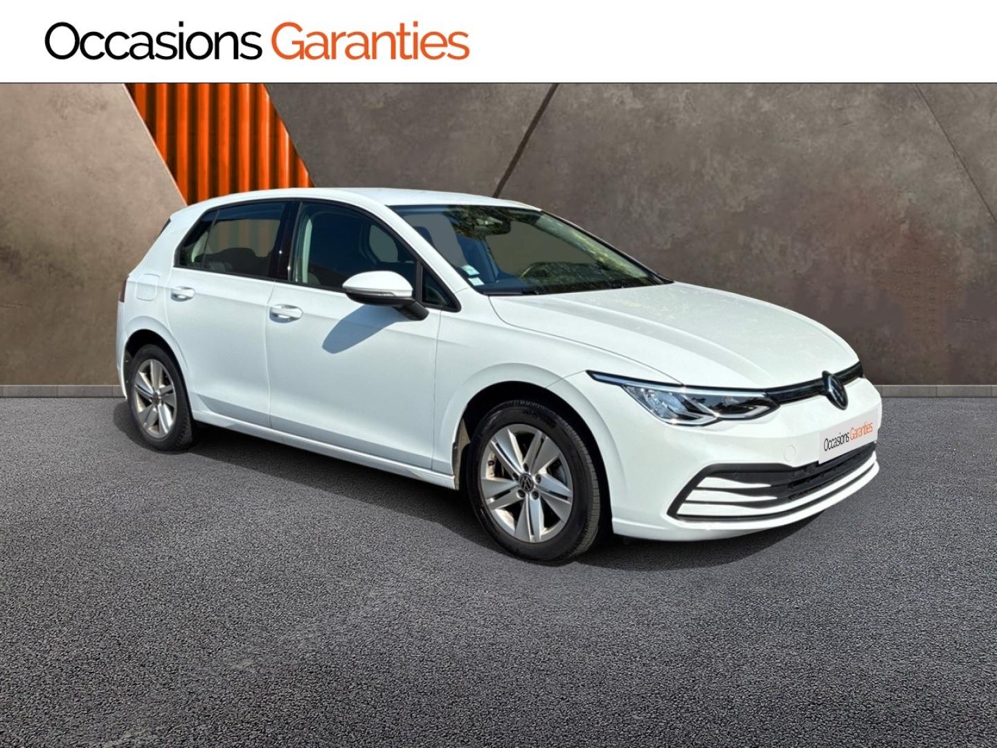 Voitures occasions VOLKSWAGEN GOLF Life Business Mozac