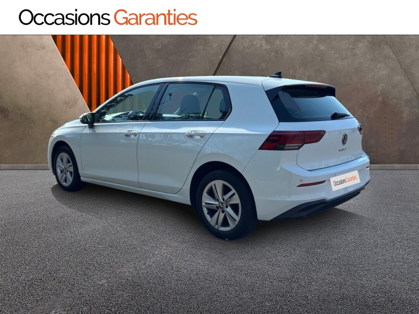 Voitures occasions VOLKSWAGEN GOLF Life Business Clermont-Ferrand