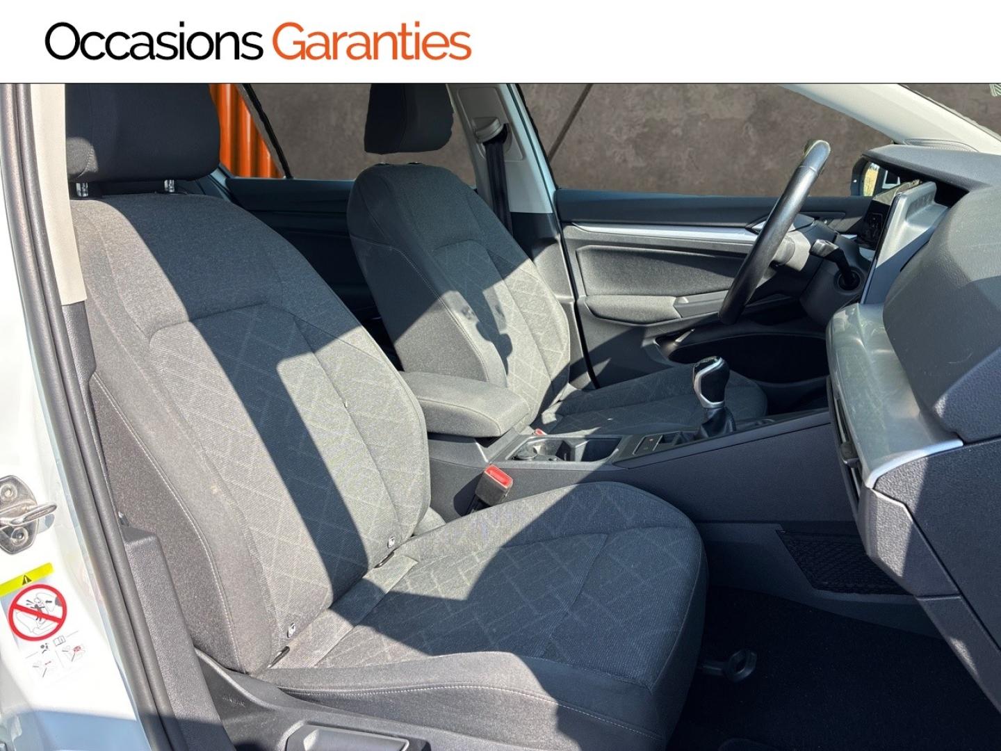 Voitures occasions VOLKSWAGEN GOLF Life Business Clermont-Ferrand