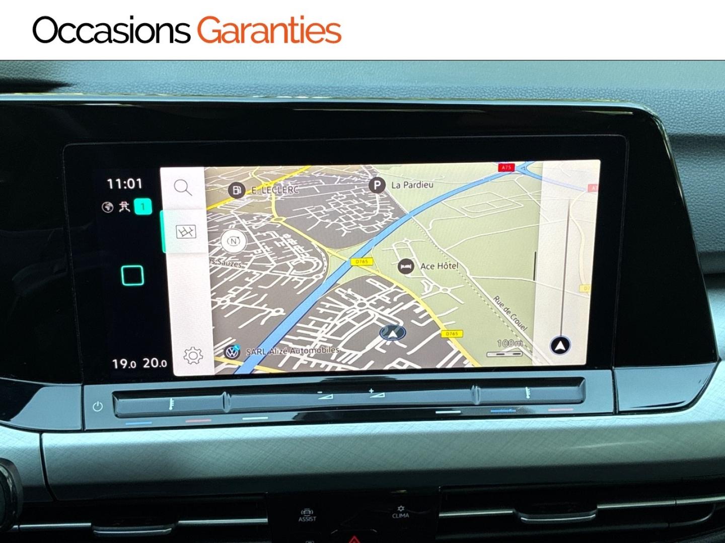 Voitures occasions VOLKSWAGEN GOLF Life Business Clermont-Ferrand