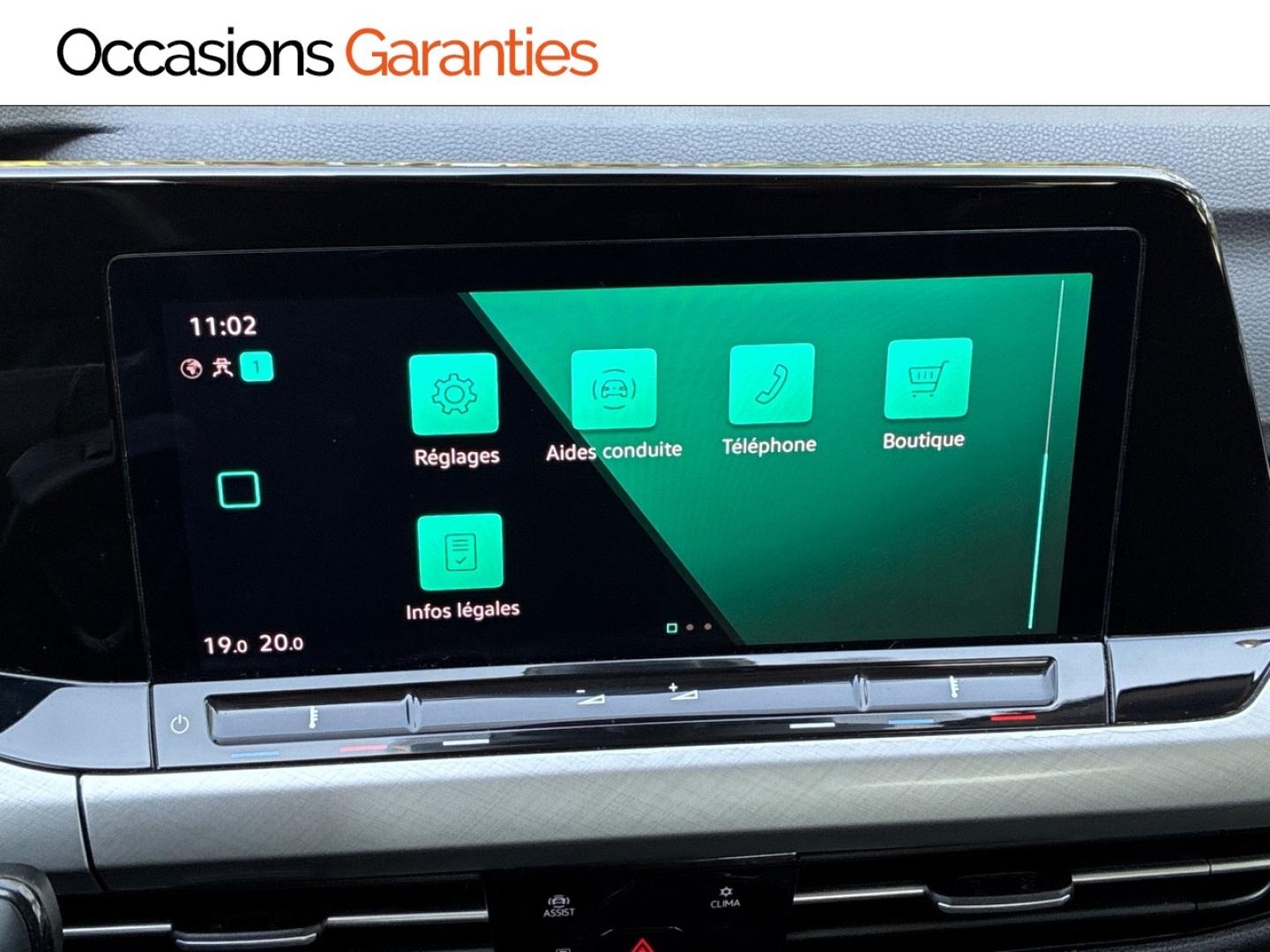 Voitures occasions VOLKSWAGEN GOLF Life Business Clermont-Ferrand