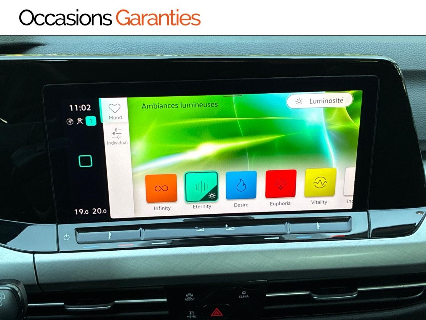 Voitures occasions VOLKSWAGEN GOLF Life Business Clermont-Ferrand