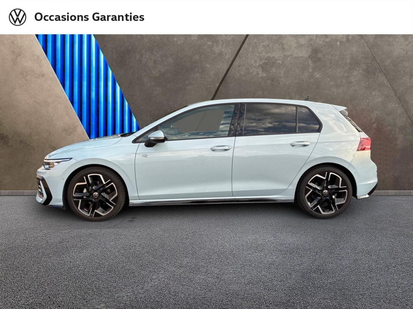 Voitures occasions VOLKSWAGEN GOLF R-Line Edition Mozac