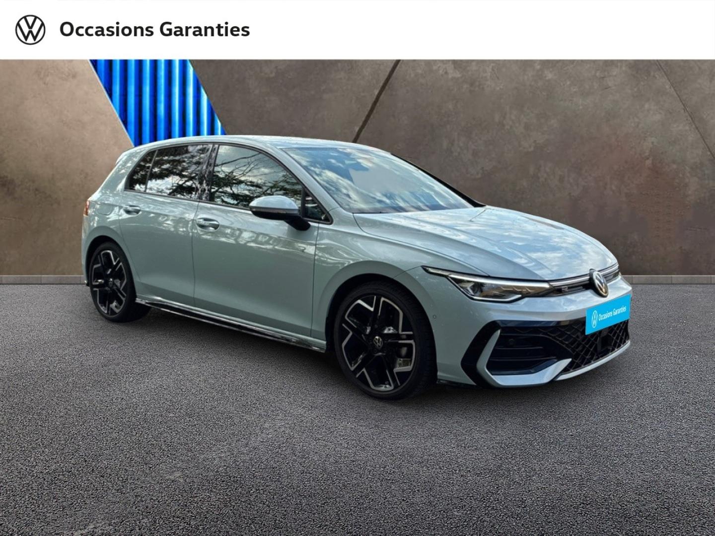 Voitures occasions VOLKSWAGEN GOLF R-Line Edition Clermont-Ferrand