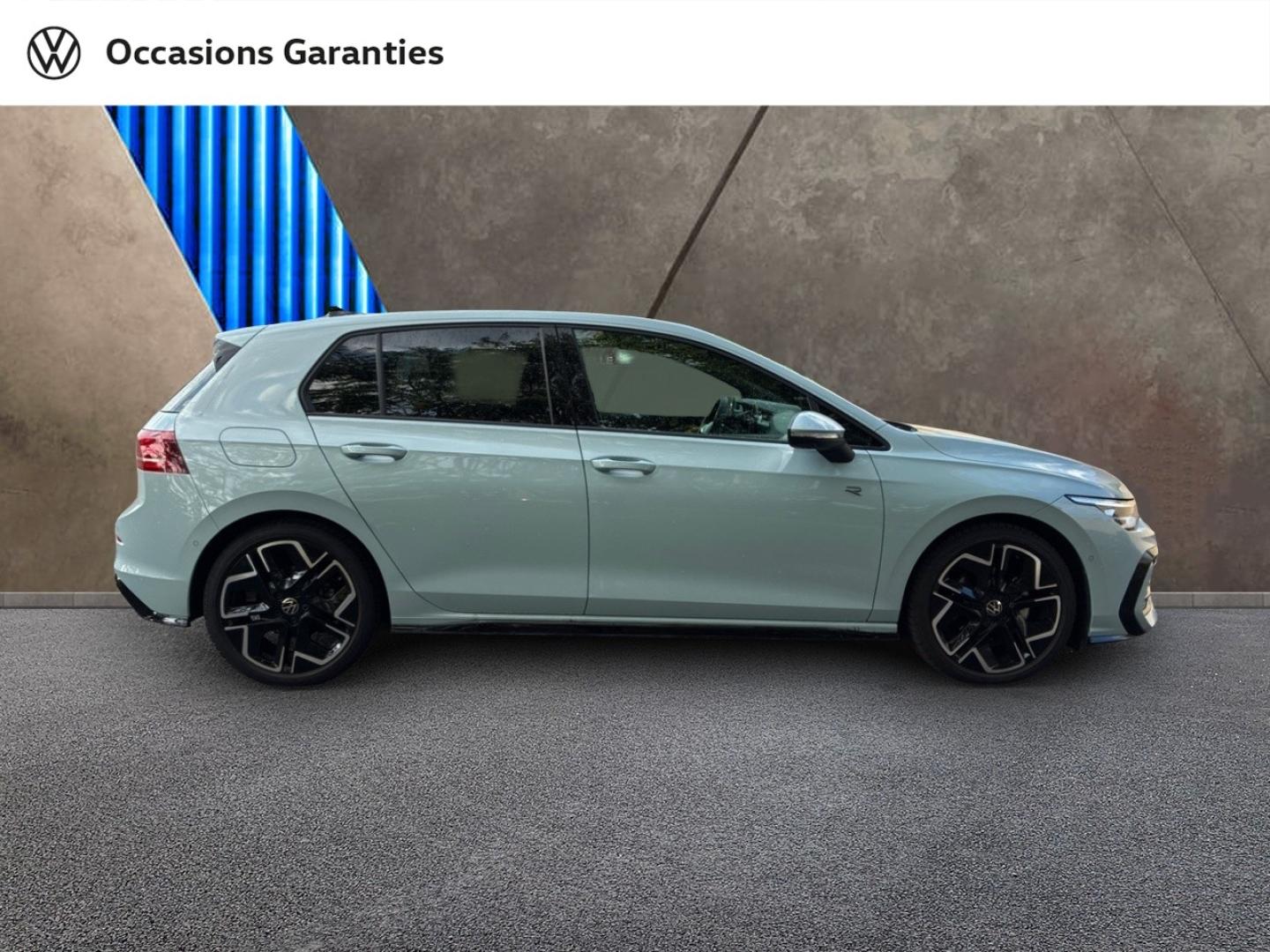 Voitures occasions VOLKSWAGEN GOLF R-Line Edition Clermont-Ferrand