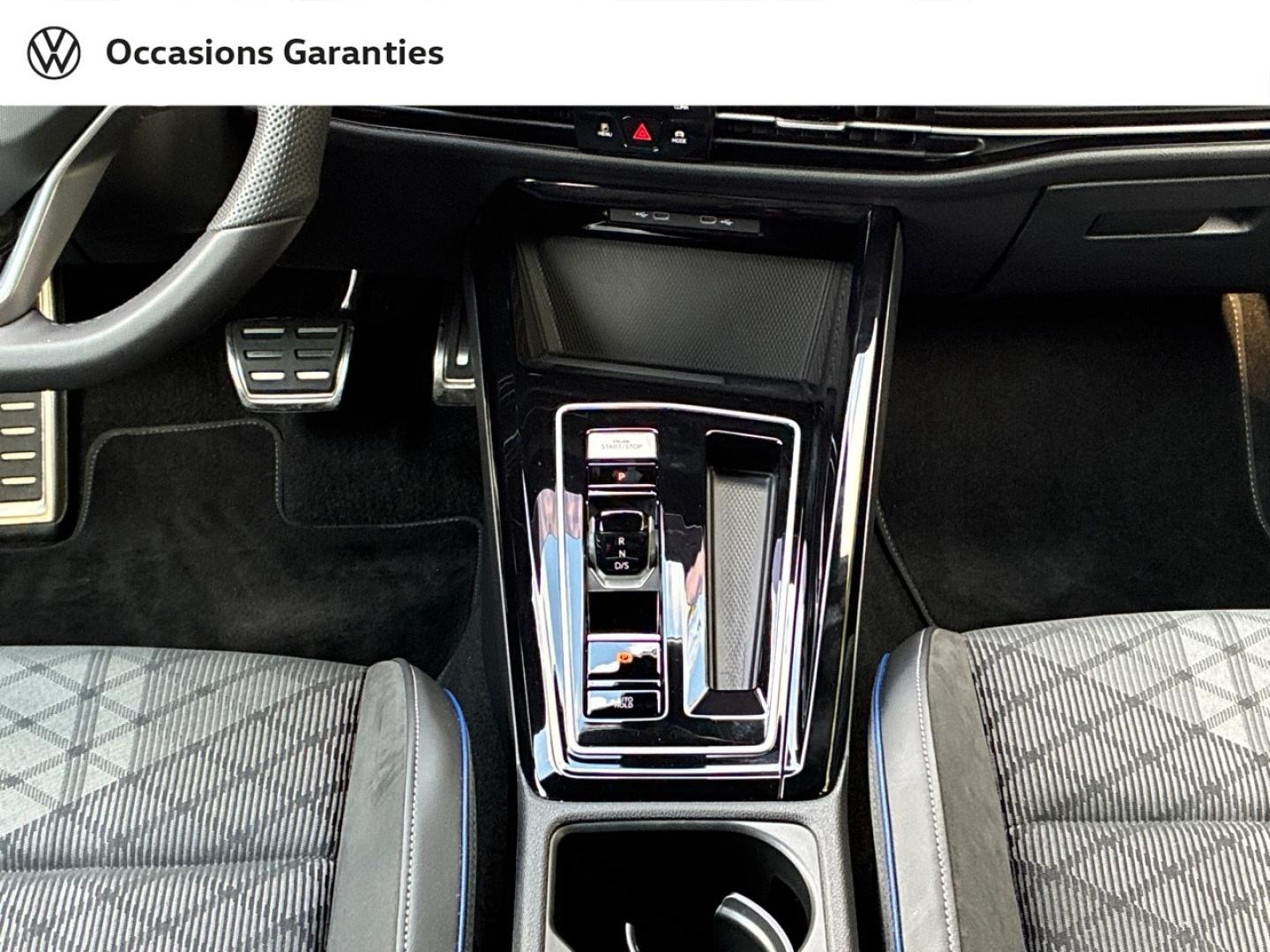 Voitures occasions VOLKSWAGEN GOLF R-Line Edition Clermont-Ferrand