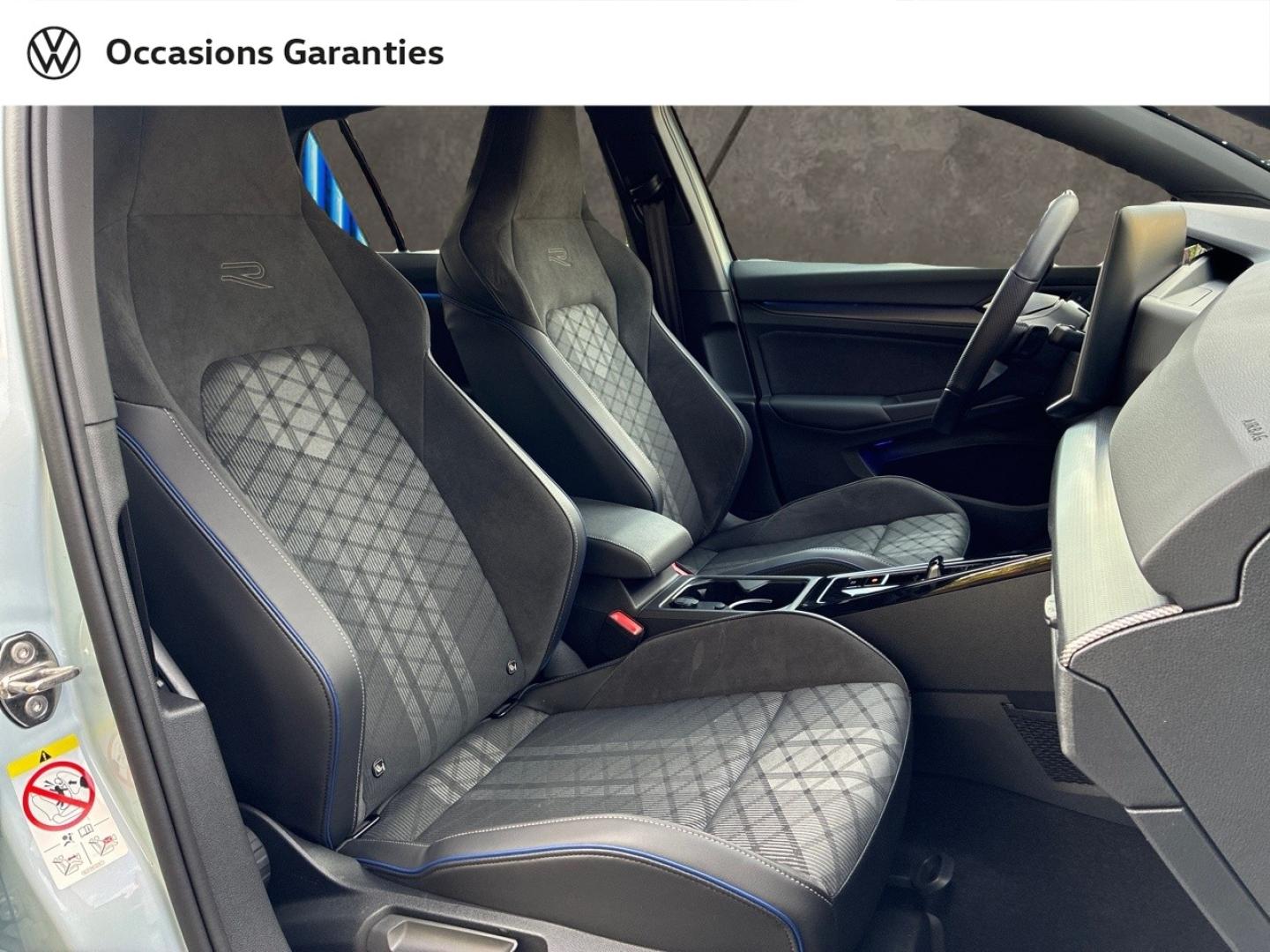 Voitures occasions VOLKSWAGEN GOLF R-Line Edition Clermont-Ferrand