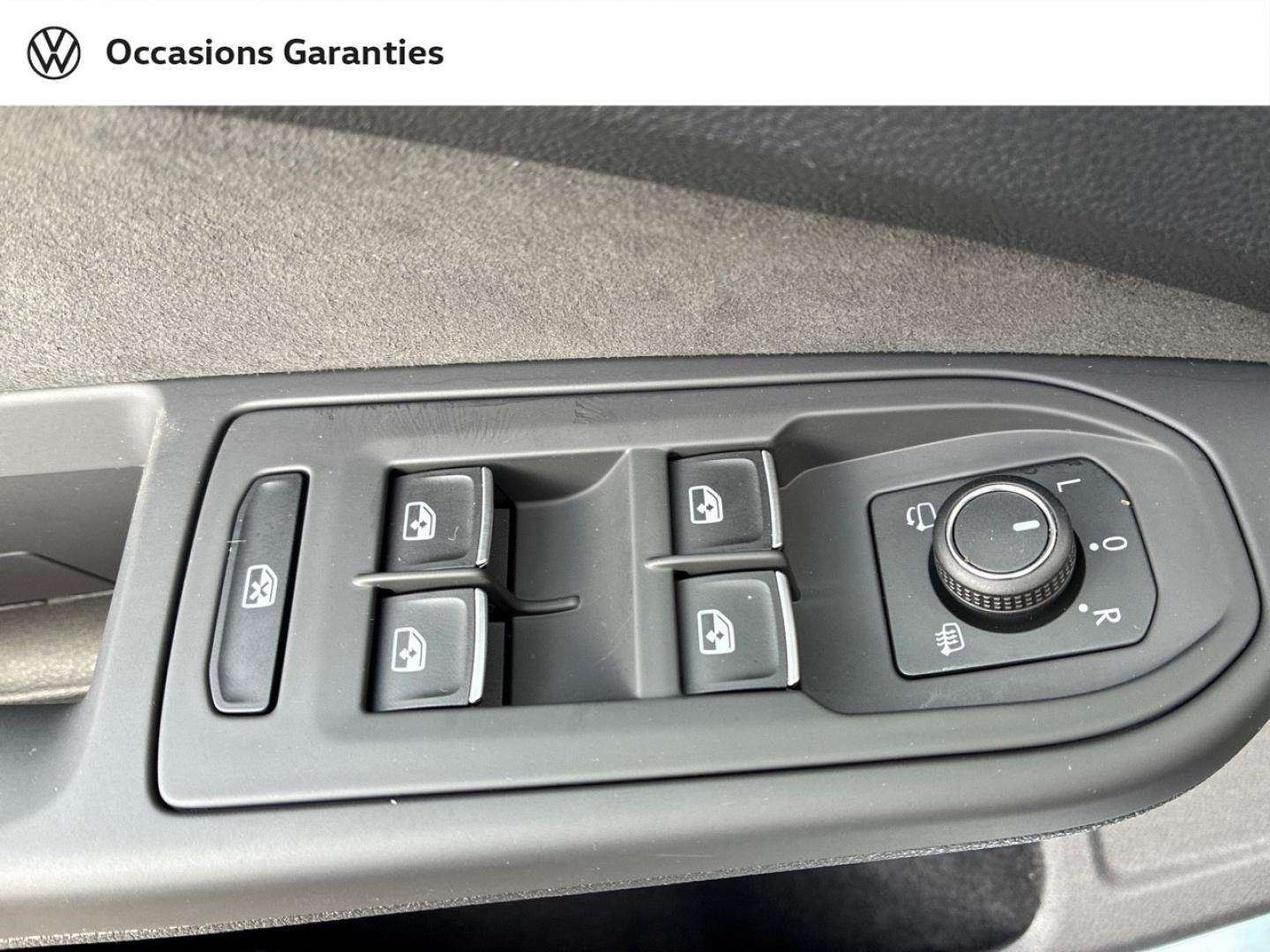 Voitures occasions VOLKSWAGEN GOLF R-Line Edition Mozac