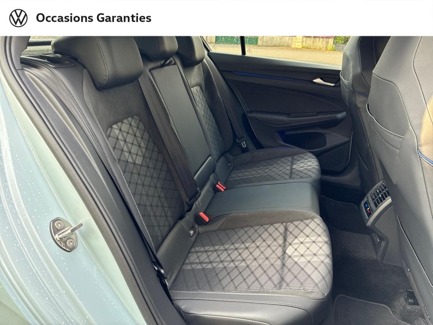 Voitures occasions VOLKSWAGEN GOLF R-Line Edition Clermont-Ferrand