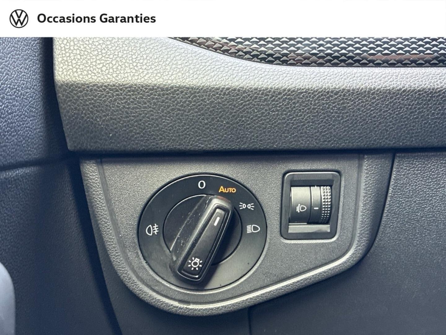 Voitures occasions VOLKSWAGEN TAIGO VW Edition Clermont-Ferrand