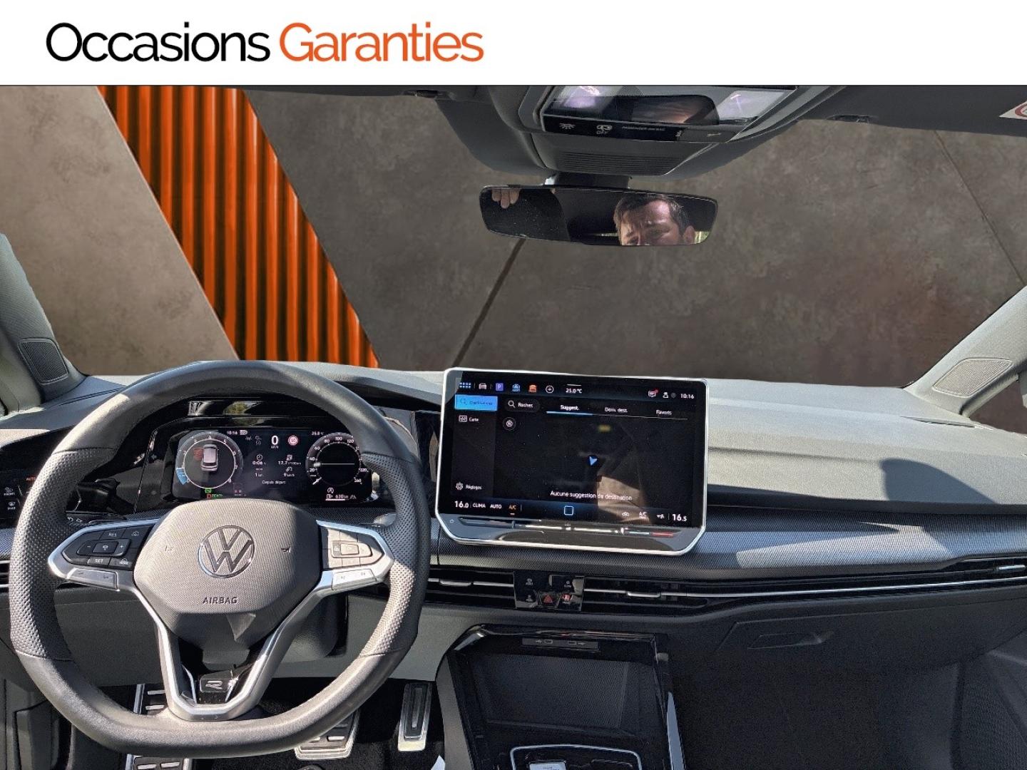Voitures occasions VOLKSWAGEN GOLF R-Line Edition Mozac