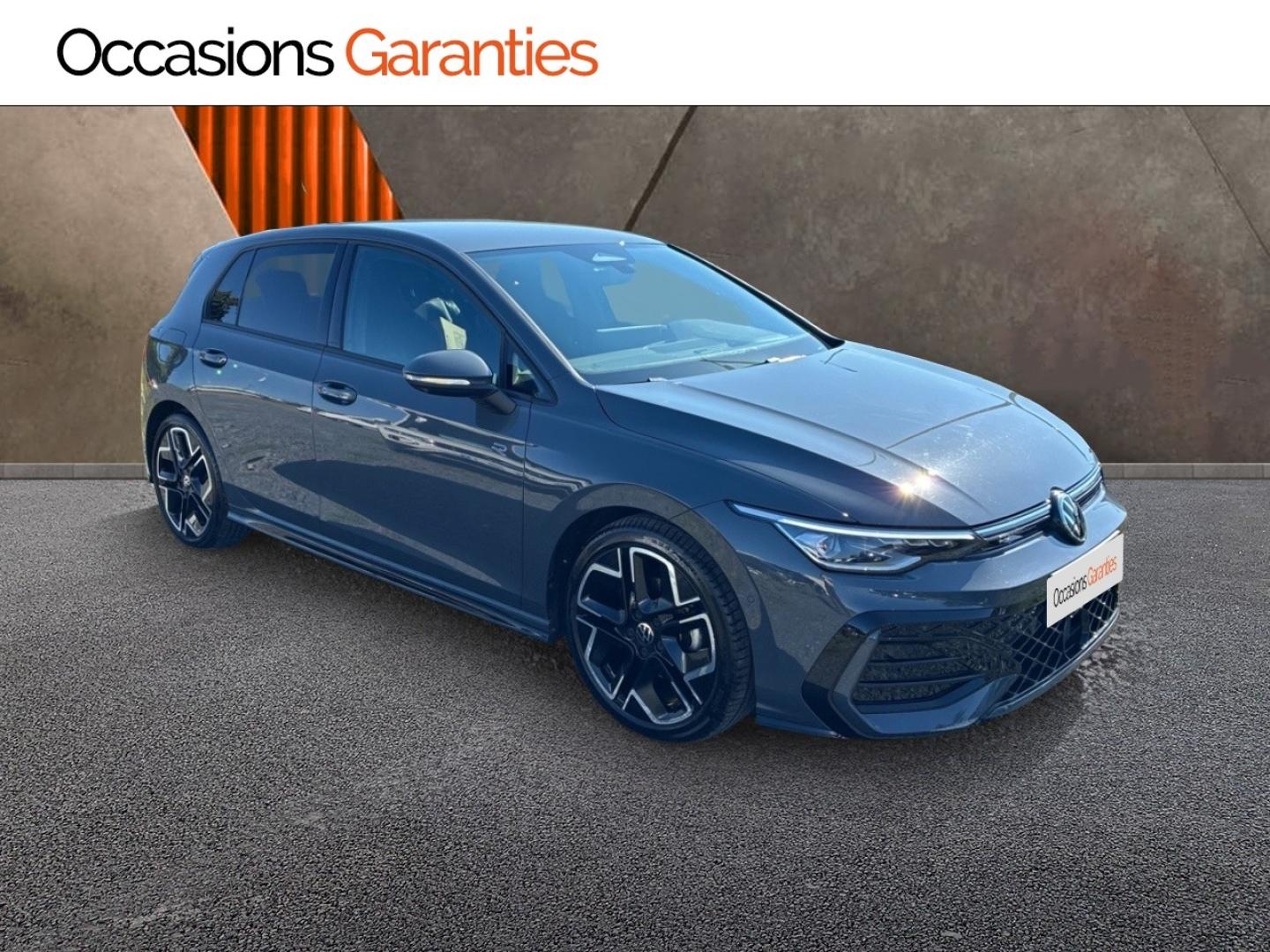 Voitures occasions VOLKSWAGEN GOLF R-Line Edition Clermont-Ferrand