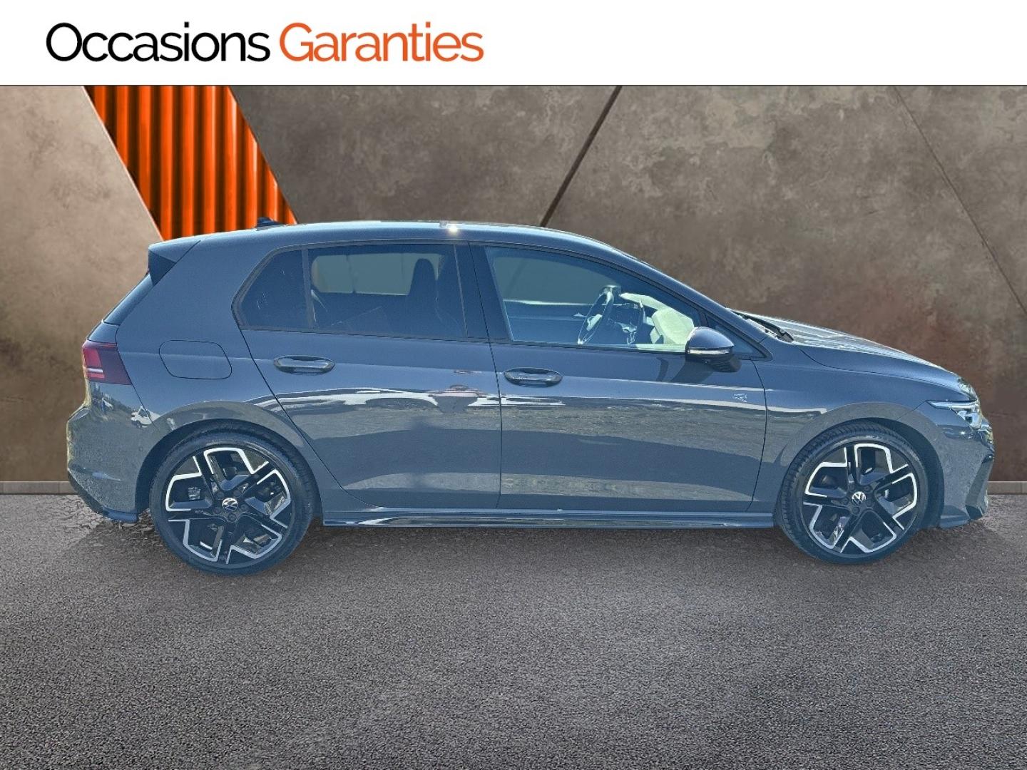 Voitures occasions VOLKSWAGEN GOLF R-Line Edition Mozac