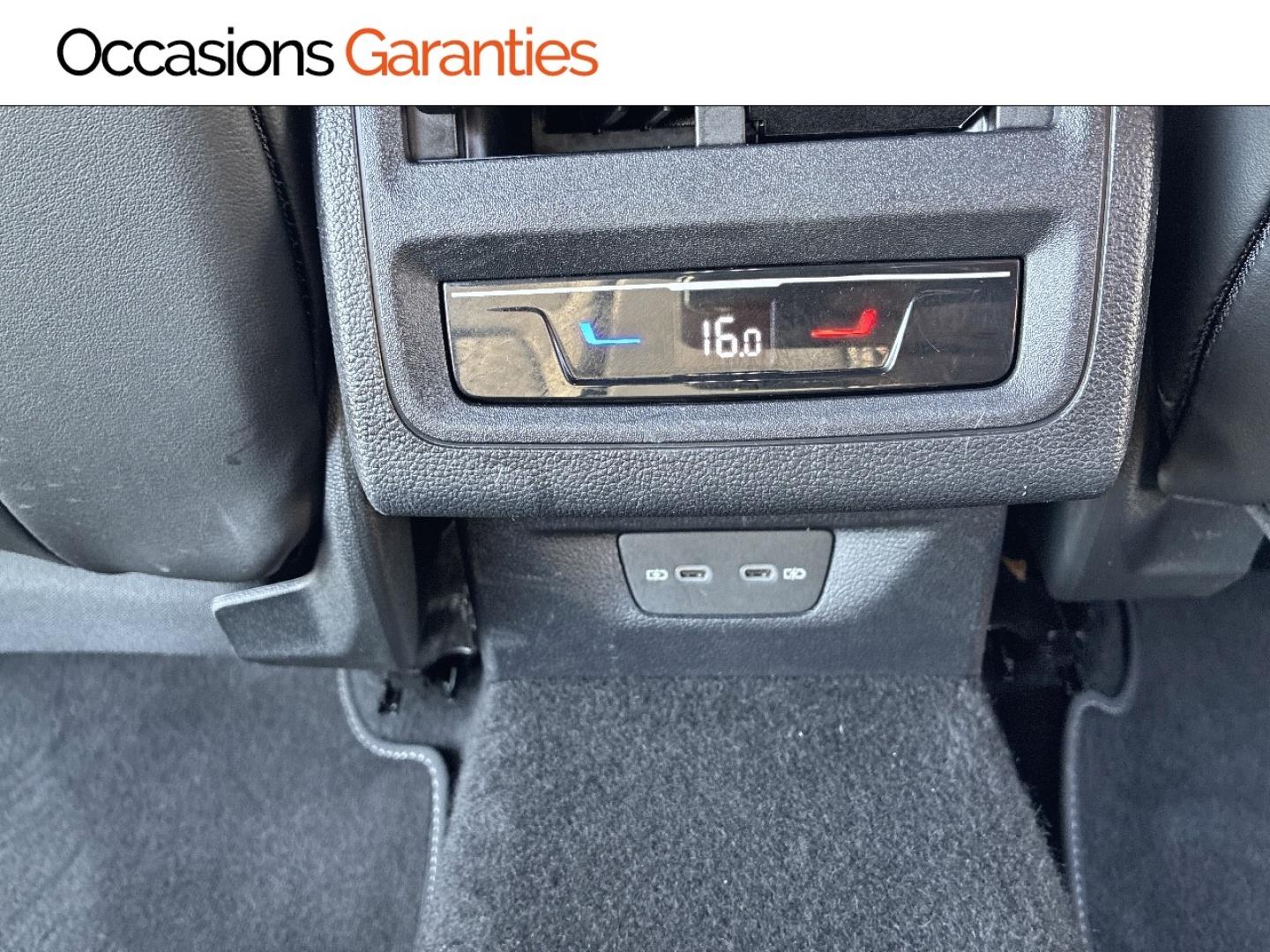 Voitures occasions VOLKSWAGEN GOLF R-Line Edition Mozac