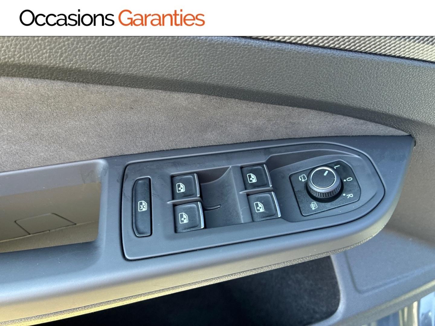 Voitures occasions VOLKSWAGEN GOLF R-Line Edition Mozac