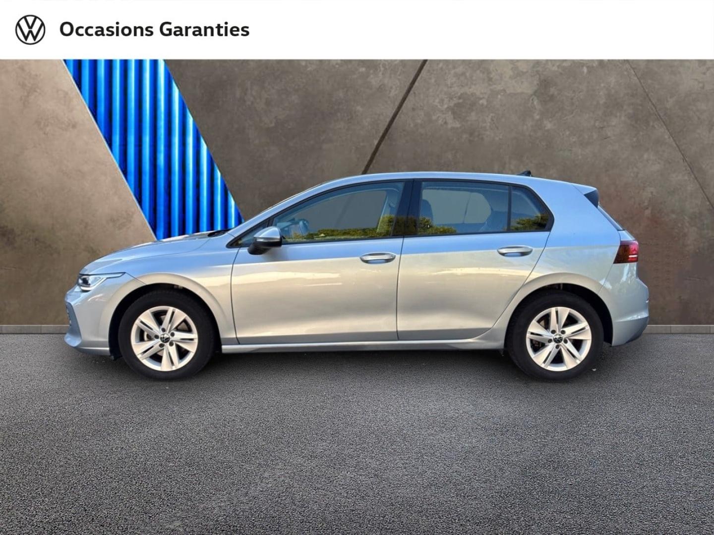 Voitures occasions VOLKSWAGEN GOLF Life Plus Mozac