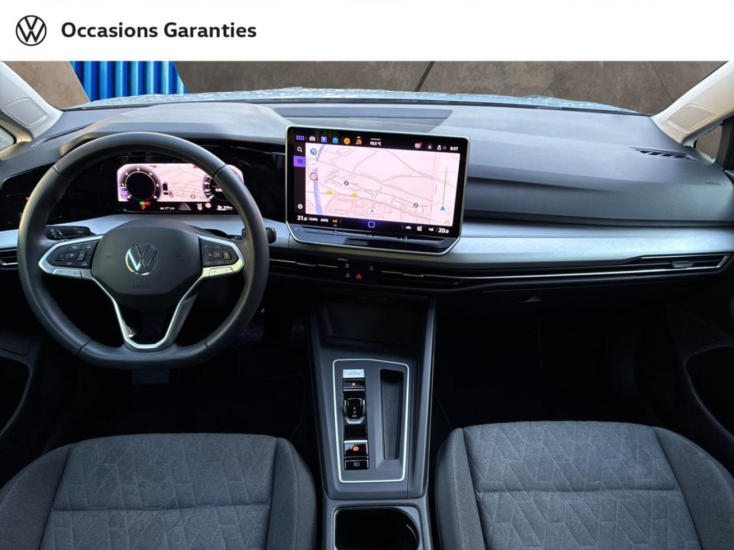 Voitures occasions VOLKSWAGEN GOLF Life Plus Clermont-Ferrand