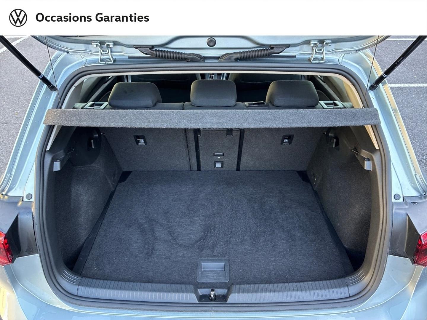 Voitures occasions VOLKSWAGEN GOLF Life Plus Clermont-Ferrand