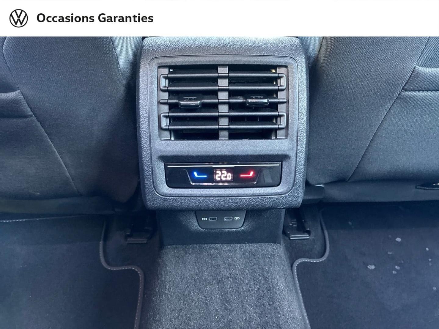 Voitures occasions VOLKSWAGEN GOLF Life Plus Mozac