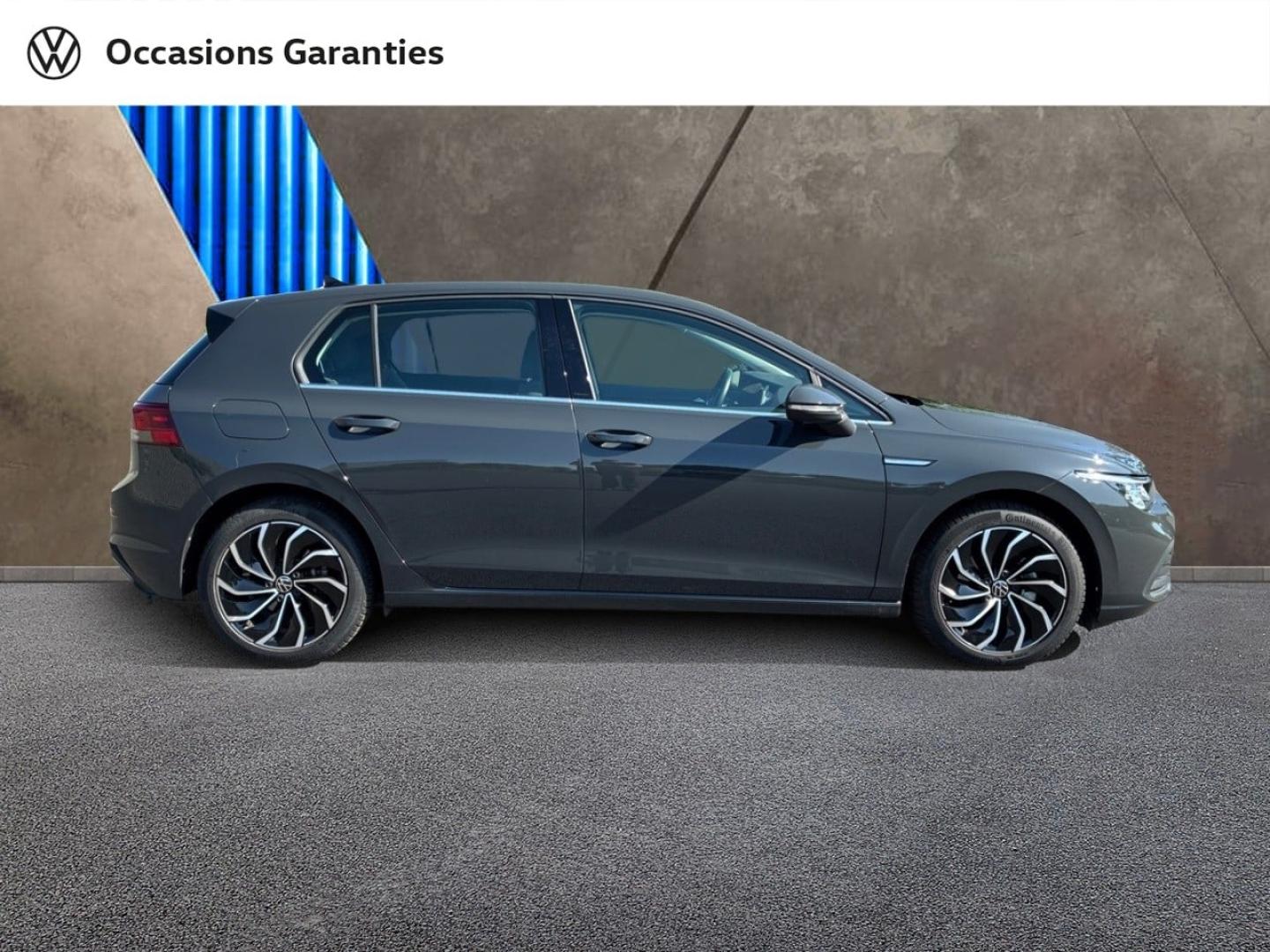 Voitures occasions VOLKSWAGEN GOLF Style Clermont-Ferrand