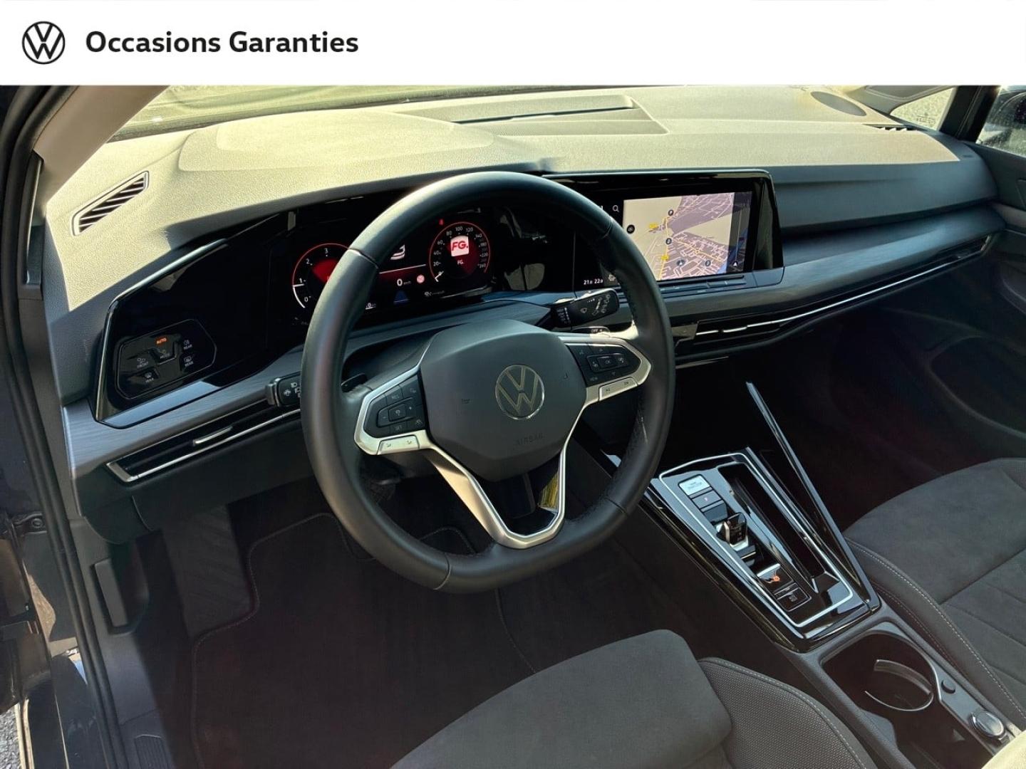 Voitures occasions VOLKSWAGEN GOLF Style Clermont-Ferrand