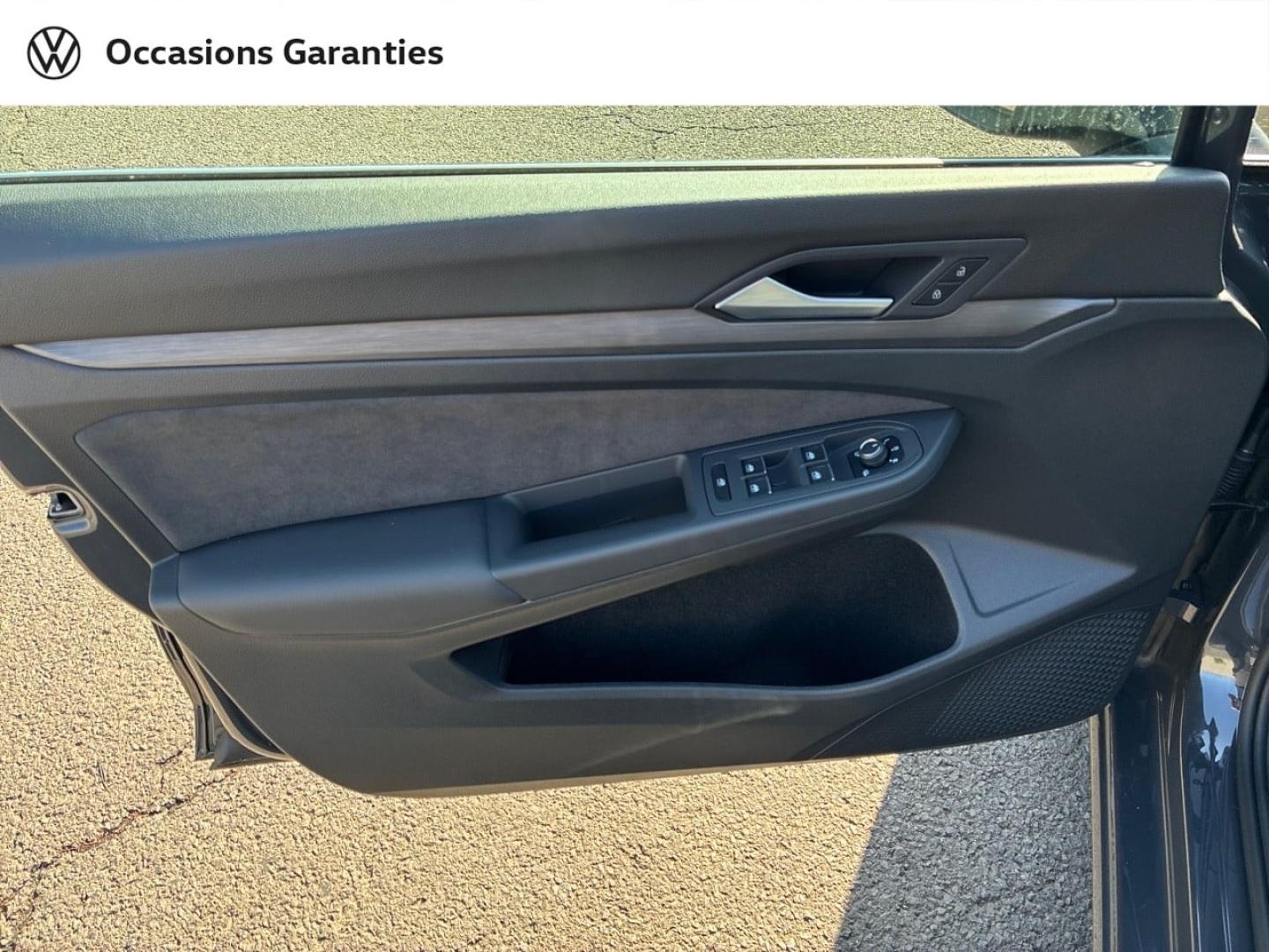 Voitures occasions VOLKSWAGEN GOLF Style Mozac