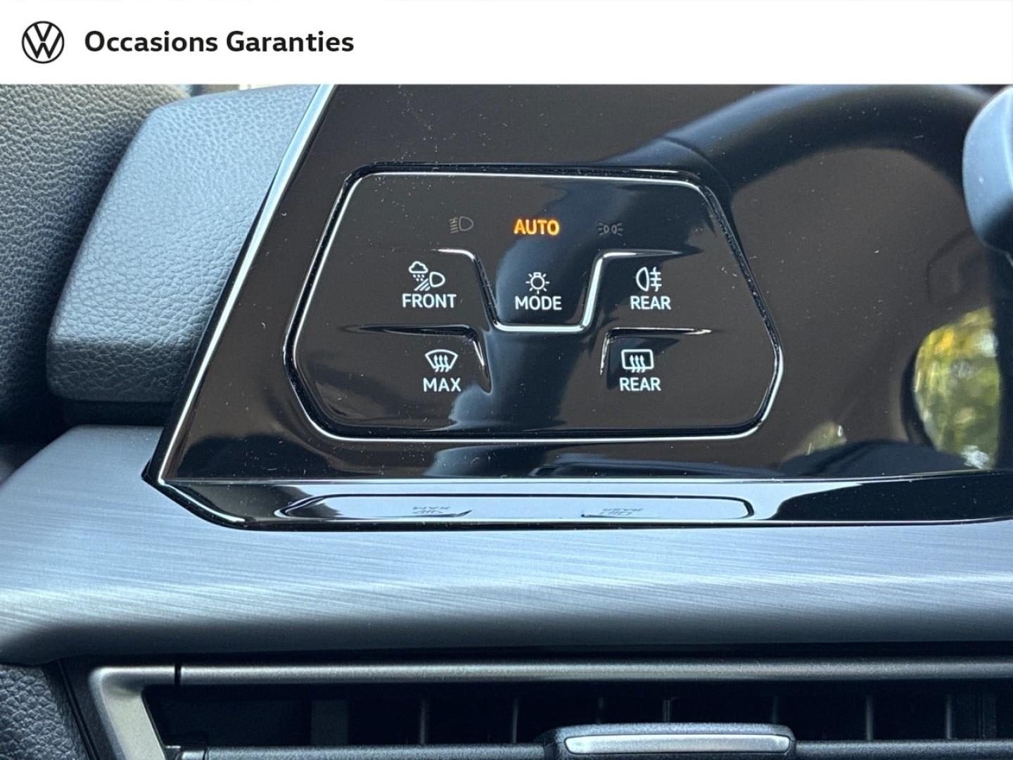 Voitures occasions VOLKSWAGEN GOLF Style Mozac