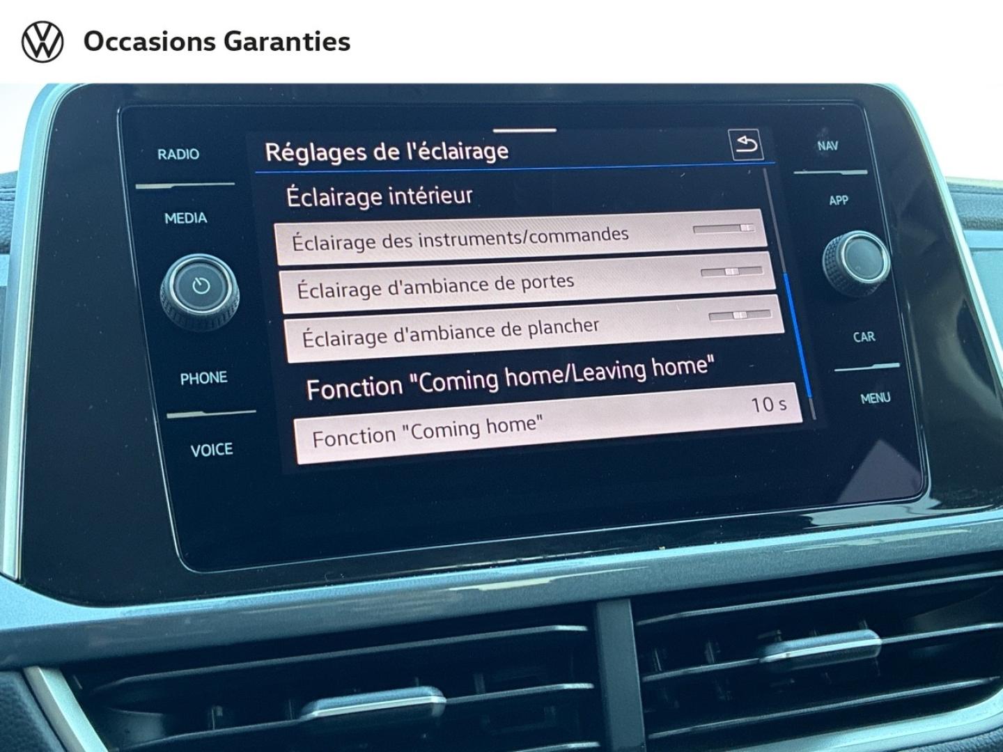 Voitures occasions VOLKSWAGEN T-ROC Style Clermont-Ferrand