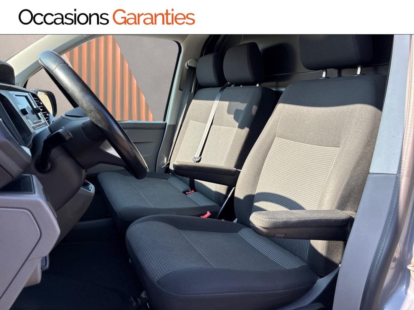 Voitures occasions VOLKSWAGEN UTILITAIRES Transporter Fg Business Clermont-Ferrand