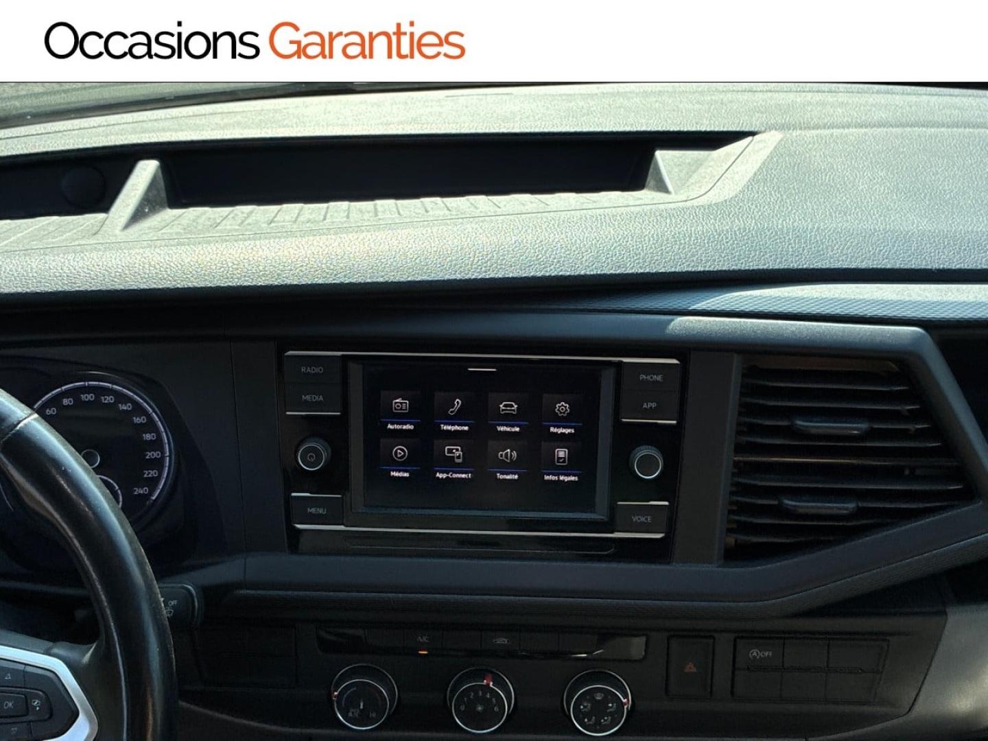 Voitures occasions VOLKSWAGEN UTILITAIRES Transporter Fg Business Clermont-Ferrand
