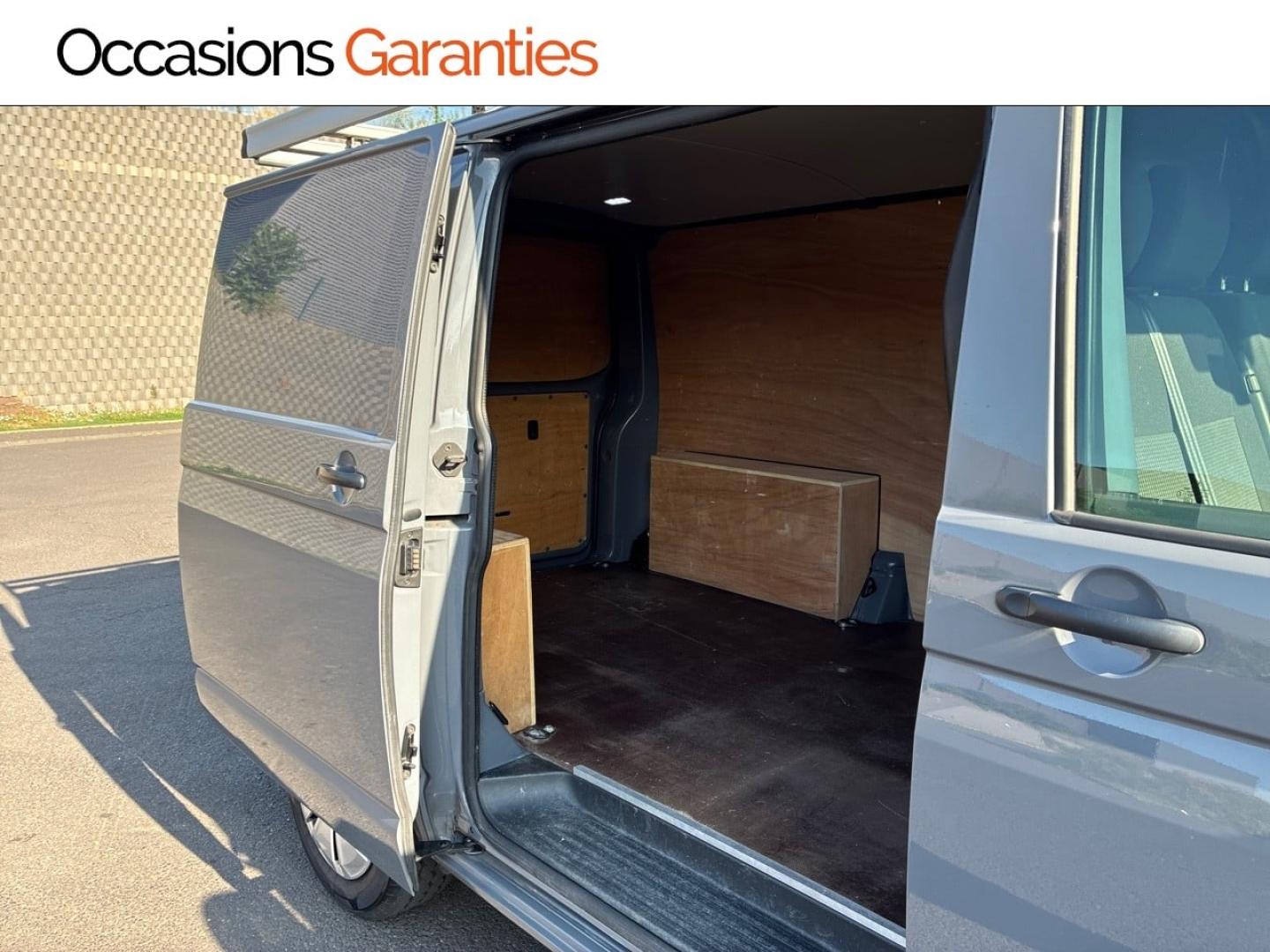 Voitures occasions VOLKSWAGEN UTILITAIRES Transporter Fg Business Clermont-Ferrand