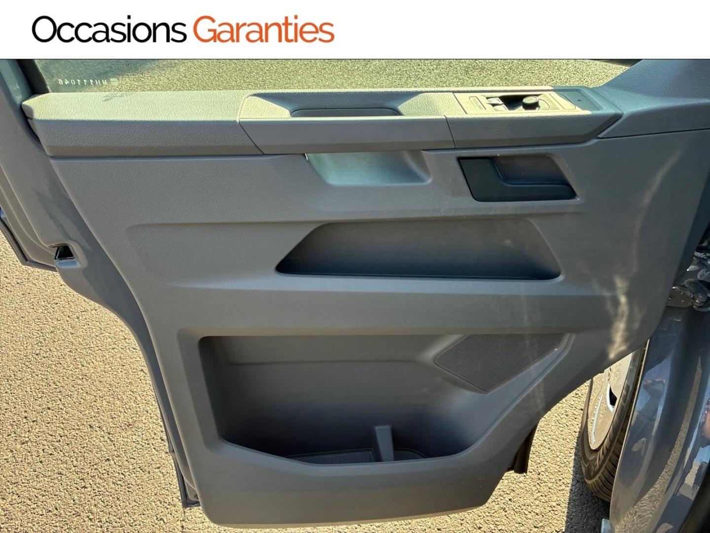 Voitures occasions VOLKSWAGEN UTILITAIRES Transporter Fg Business Clermont-Ferrand