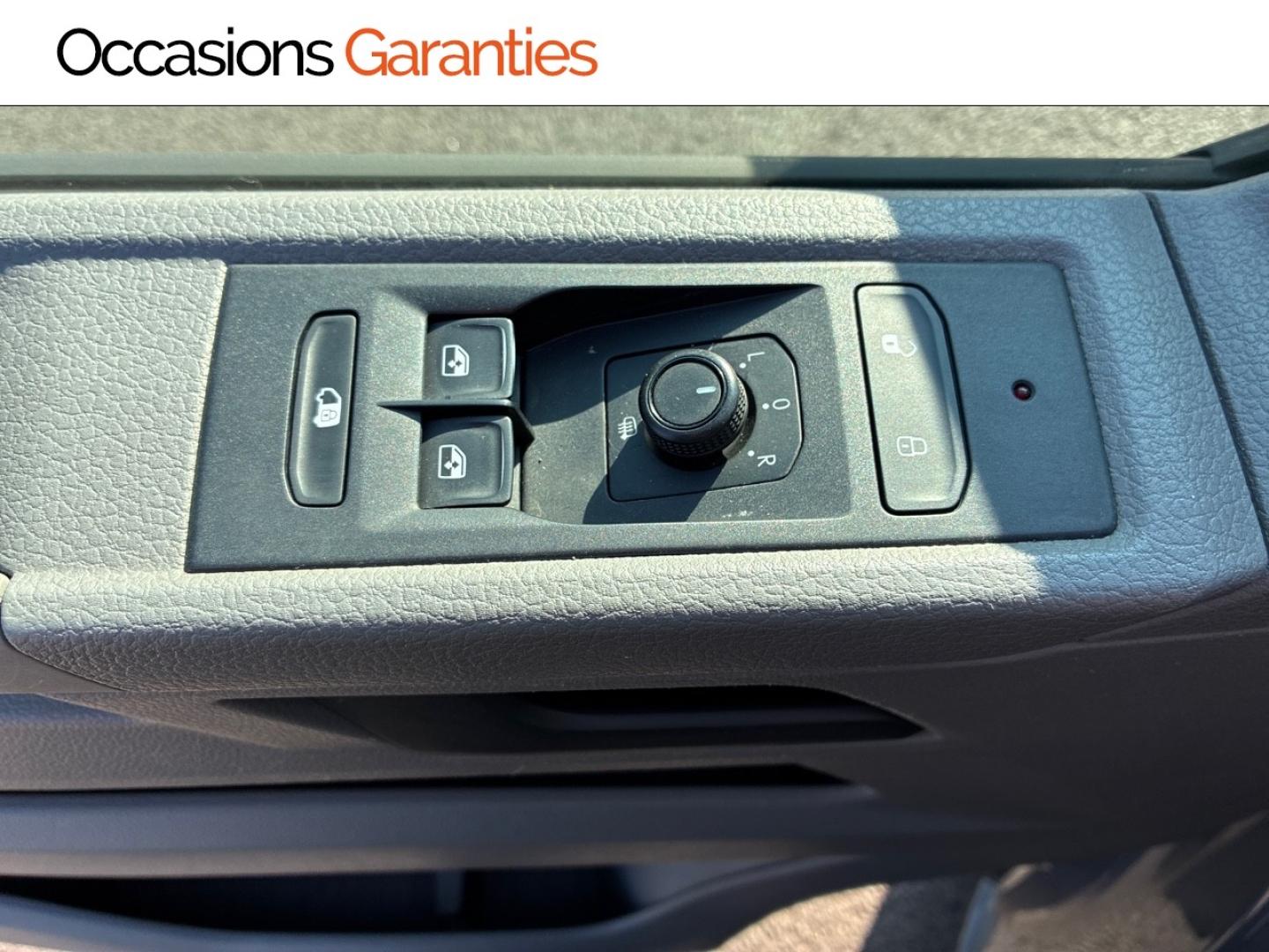 Voitures occasions VOLKSWAGEN UTILITAIRES Transporter Fg Business Clermont-Ferrand