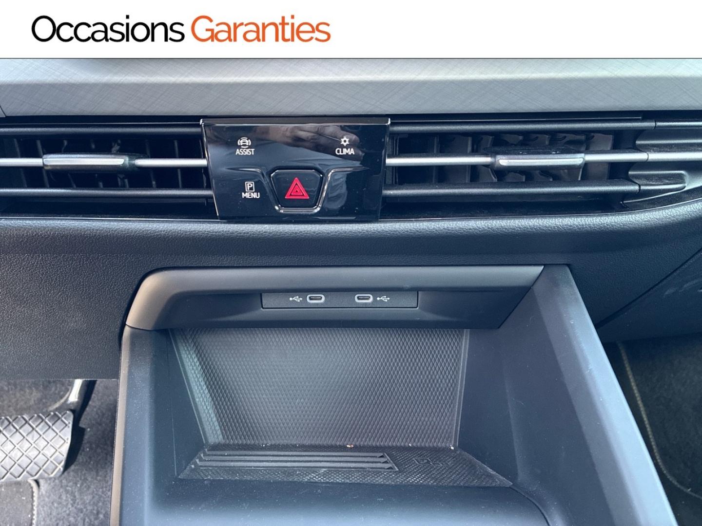 Voitures occasions VOLKSWAGEN GOLF VW Edition Clermont-Ferrand