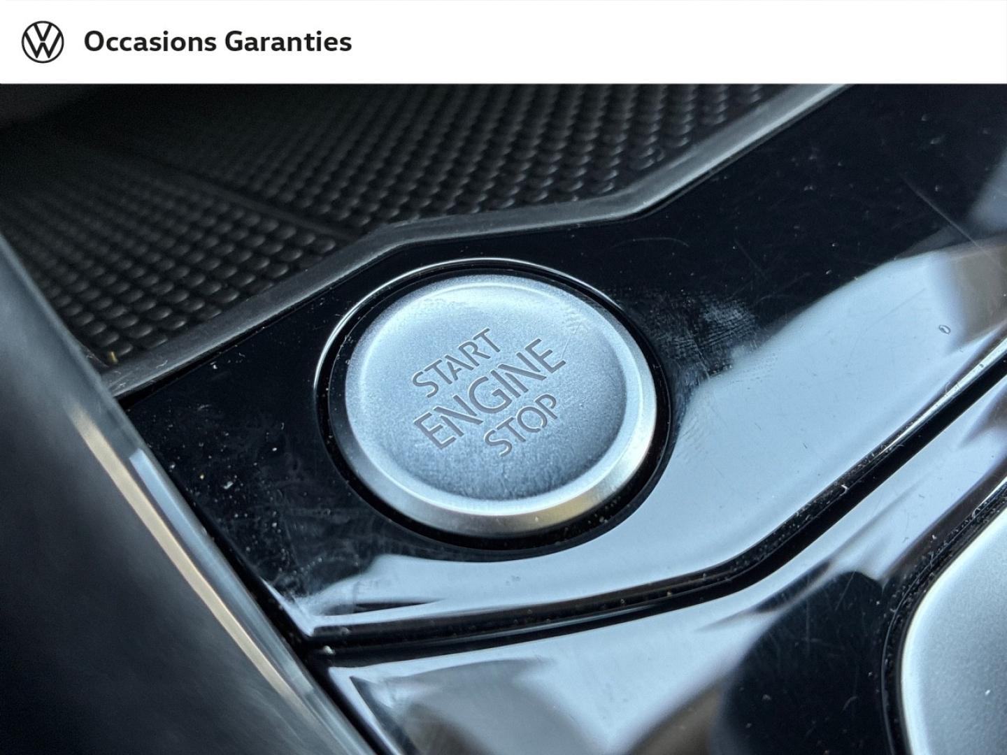 Voitures occasions VOLKSWAGEN T-ROC Style Exclusive Clermont-Ferrand