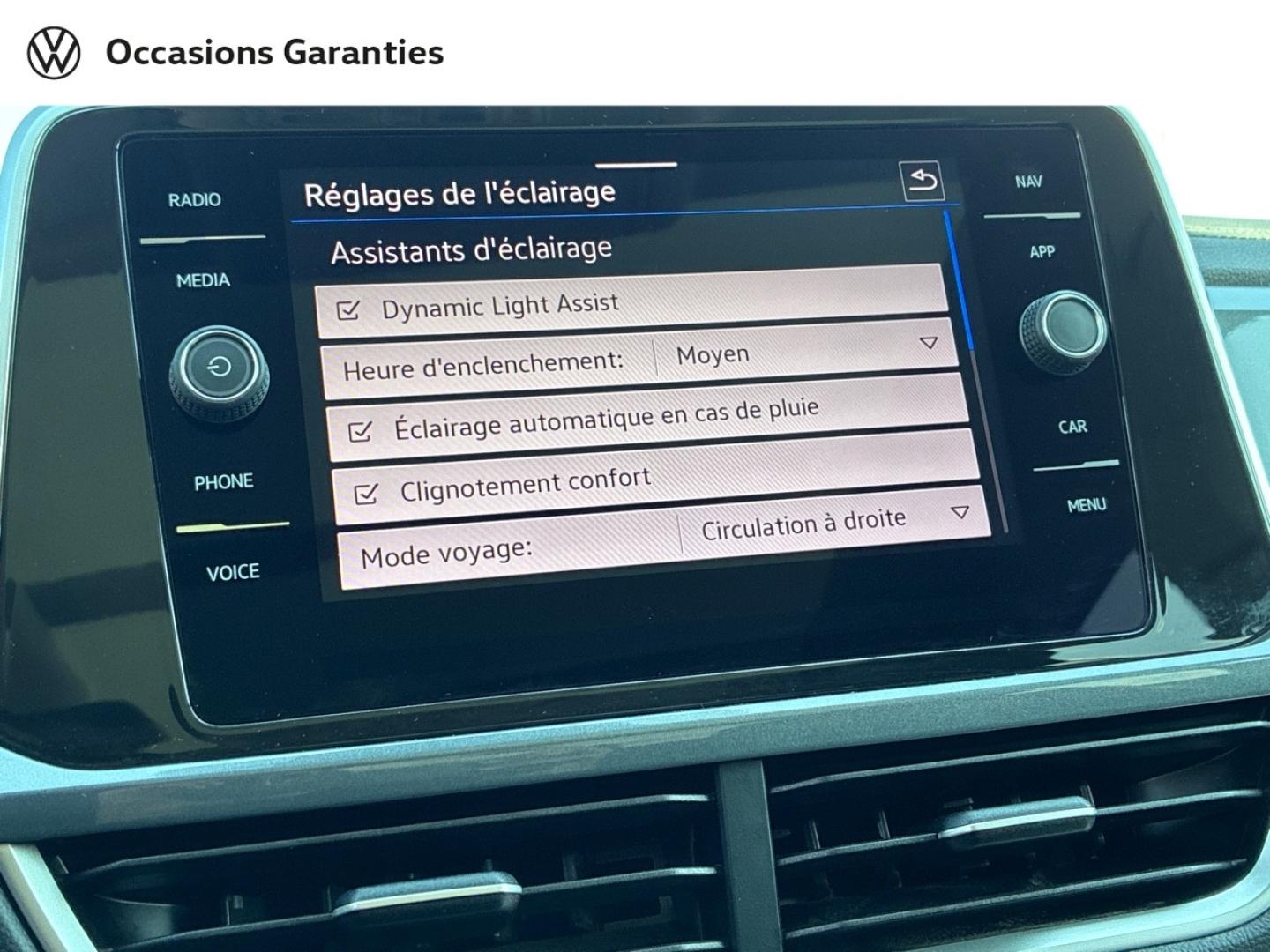 Voitures occasions VOLKSWAGEN T-ROC Style Exclusive Clermont-Ferrand