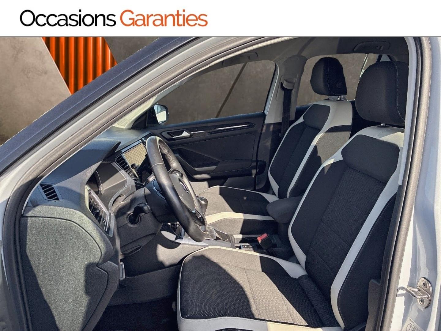 Voitures occasions VOLKSWAGEN T-ROC First Edition Clermont-Ferrand