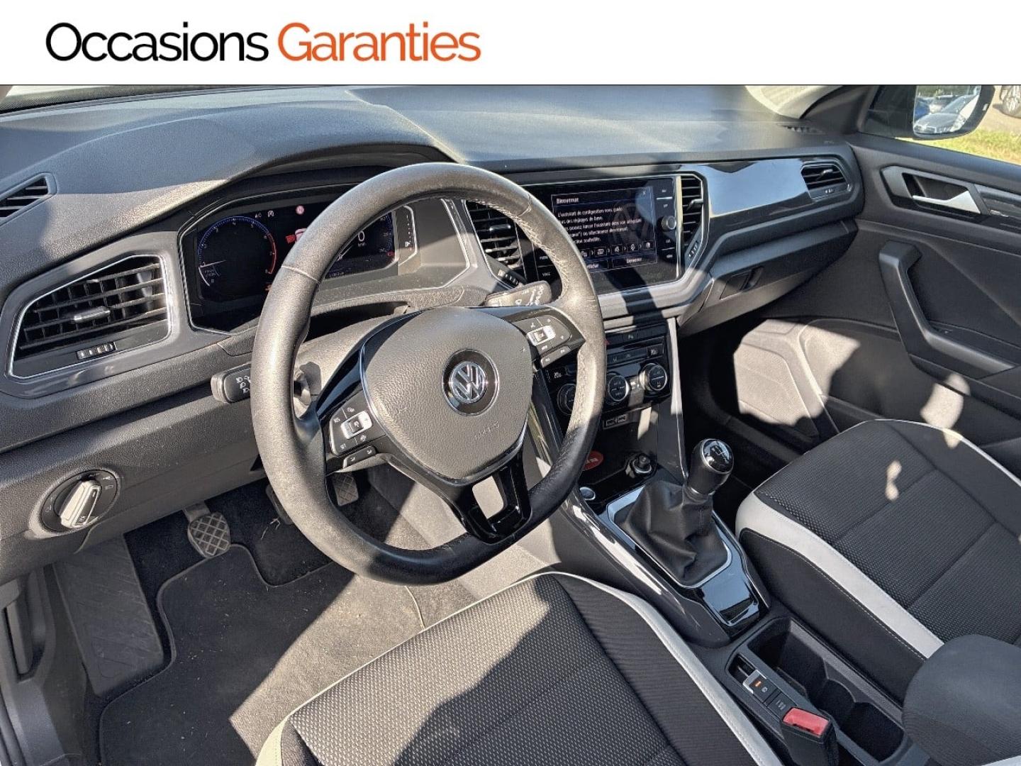 Voitures occasions VOLKSWAGEN T-ROC First Edition Clermont-Ferrand