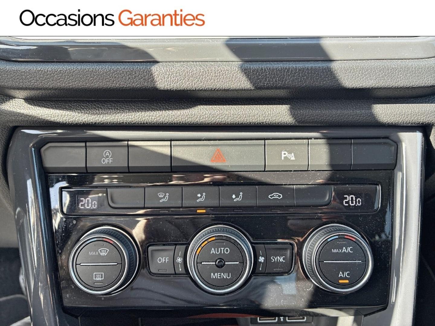 Voitures occasions VOLKSWAGEN T-ROC First Edition Clermont-Ferrand