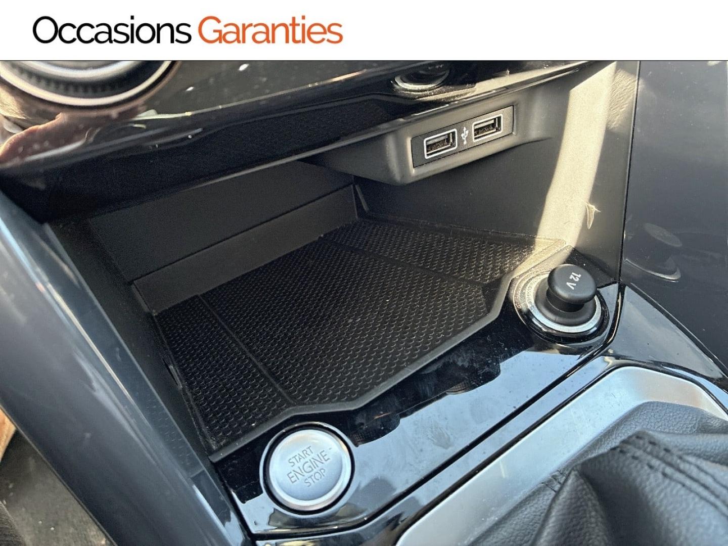 Voitures occasions VOLKSWAGEN T-ROC First Edition Clermont-Ferrand
