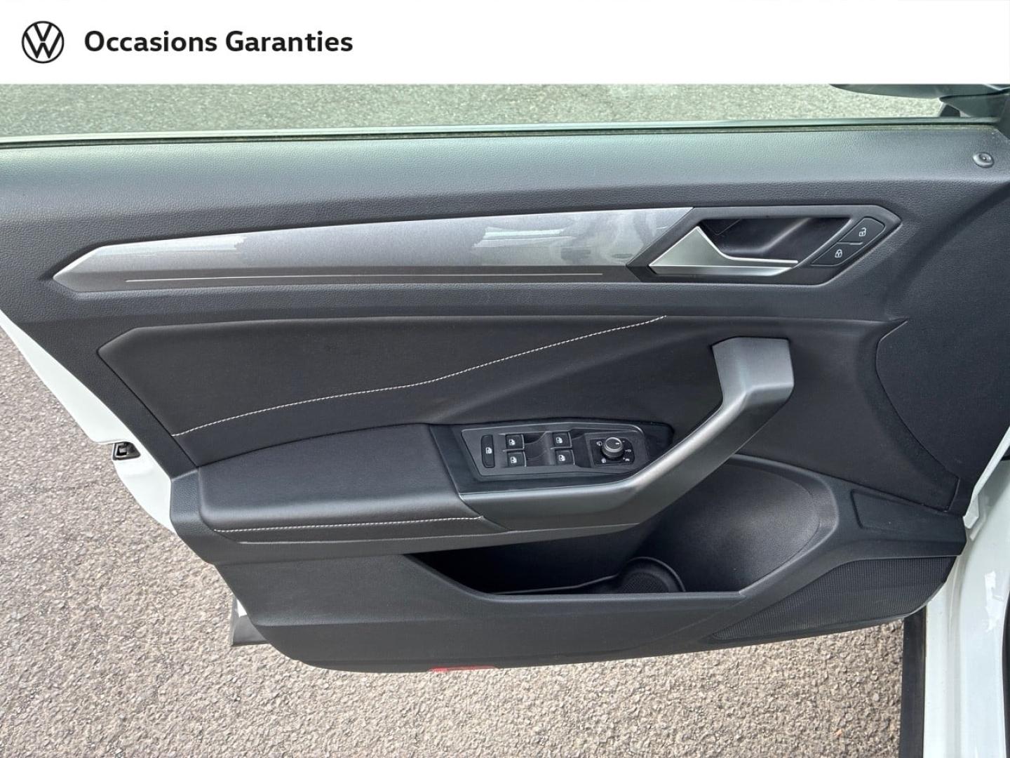 Voitures occasions VOLKSWAGEN T-ROC Style Clermont-Ferrand