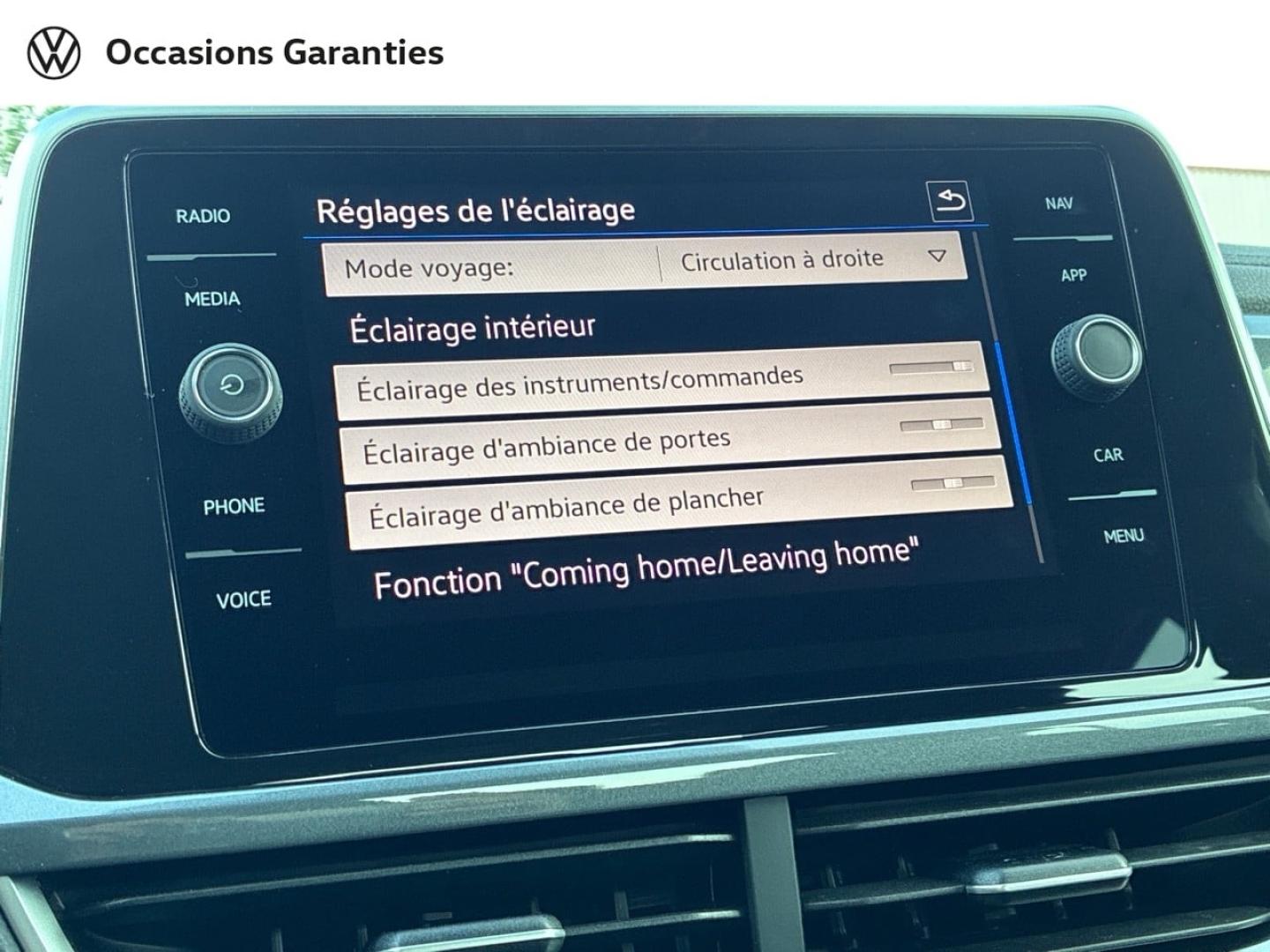 Voitures occasions VOLKSWAGEN T-ROC Style Clermont-Ferrand