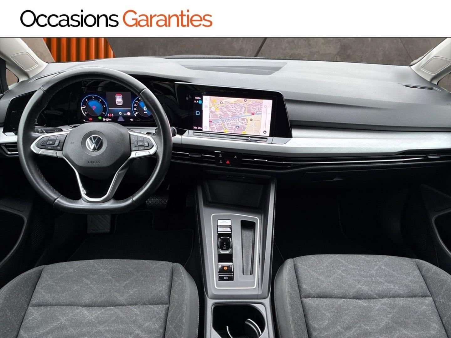 Voitures occasions VOLKSWAGEN GOLF Life Business 1st Clermont-Ferrand