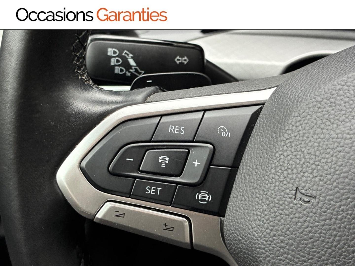 Voitures occasions VOLKSWAGEN GOLF Life Business 1st Clermont-Ferrand