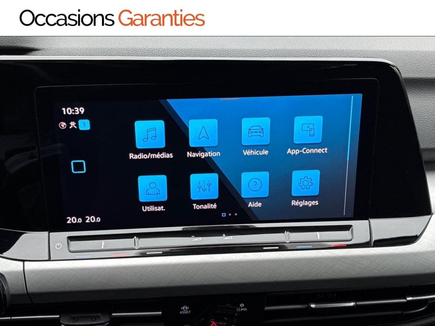 Voitures occasions VOLKSWAGEN GOLF Life Business 1st Clermont-Ferrand