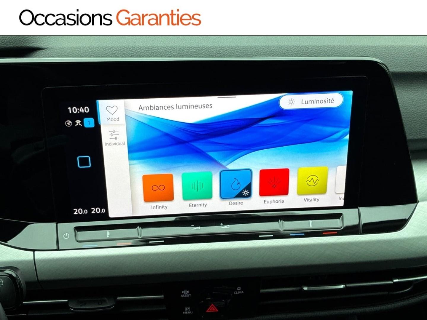 Voitures occasions VOLKSWAGEN GOLF Life Business 1st Clermont-Ferrand