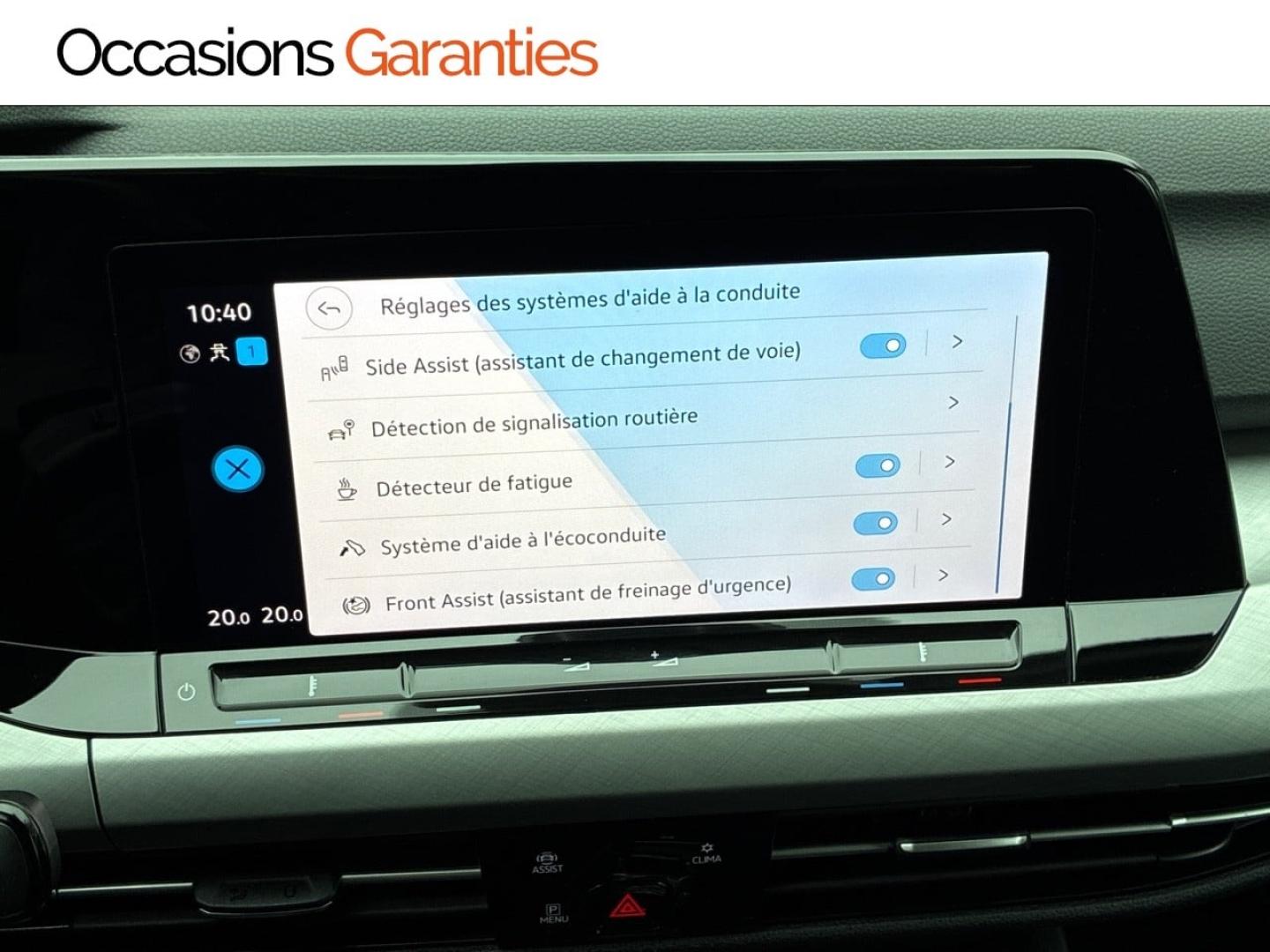 Voitures occasions VOLKSWAGEN GOLF Life Business 1st Clermont-Ferrand