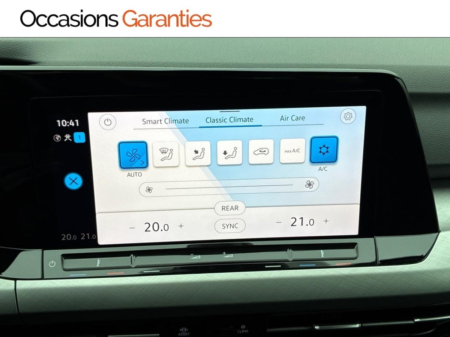 Voitures occasions VOLKSWAGEN GOLF Life Business 1st Clermont-Ferrand