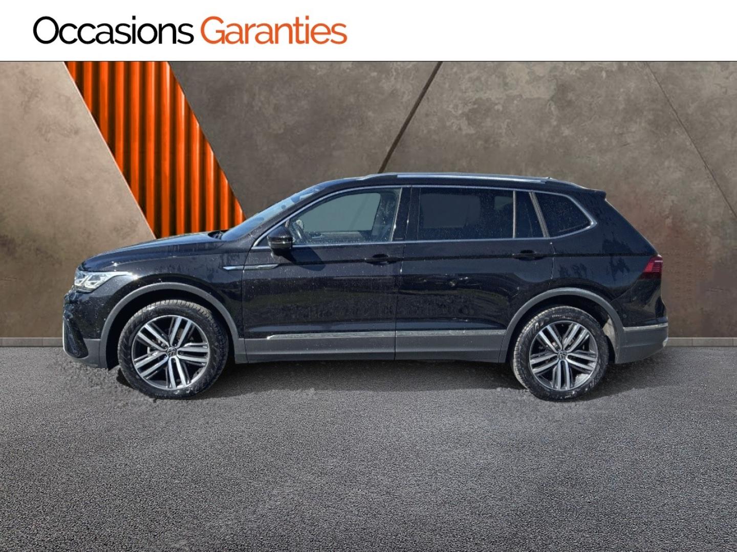 Voitures occasions VOLKSWAGEN TIGUAN ALLSPACE Elegance Exclusive Clermont-Ferrand