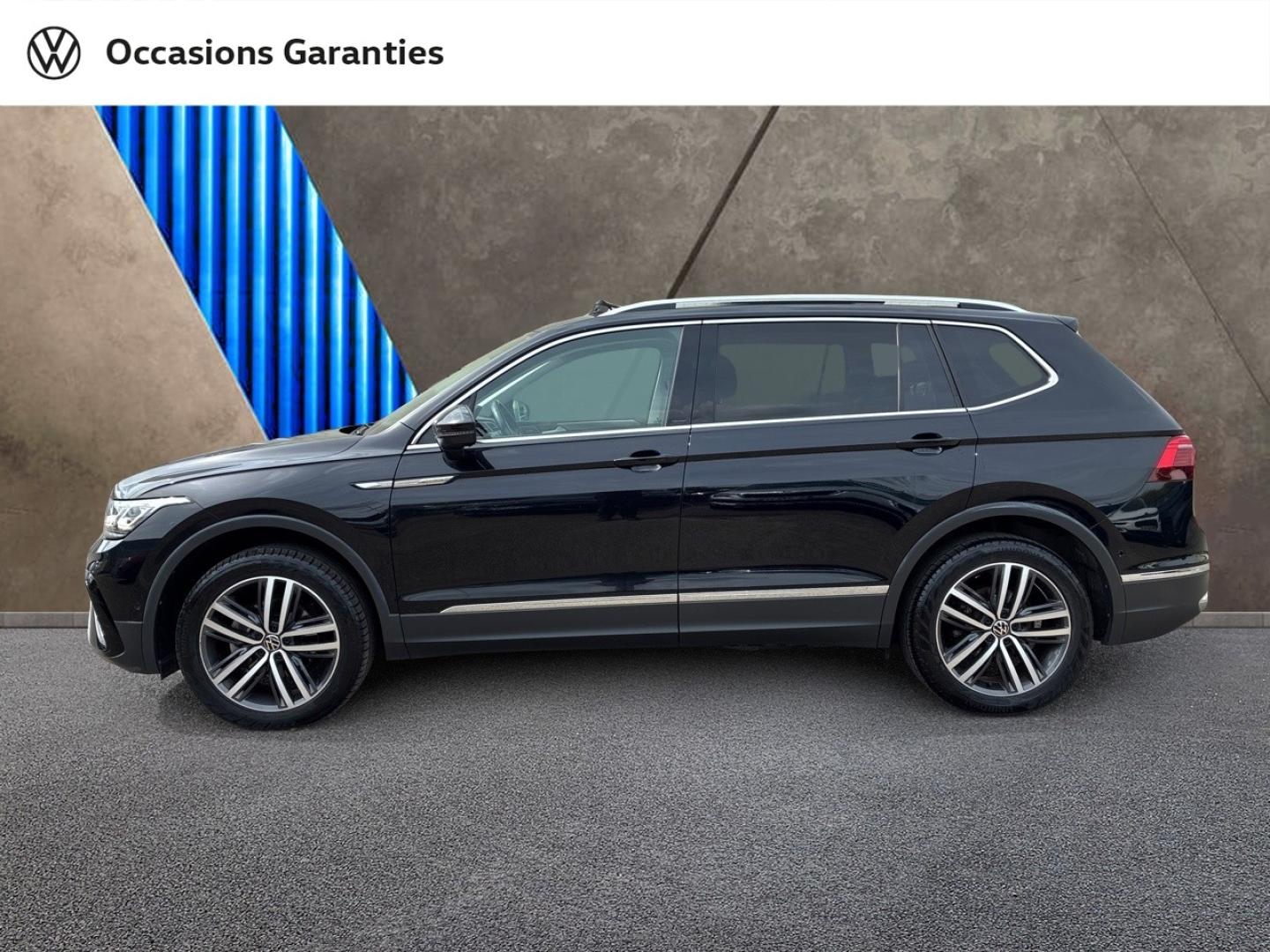 Voitures occasions VOLKSWAGEN TIGUAN ALLSPACE Elegance Exclusive Clermont-Ferrand